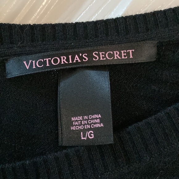 Victoria’s Secret‎ sweater - Picture 4 of 4